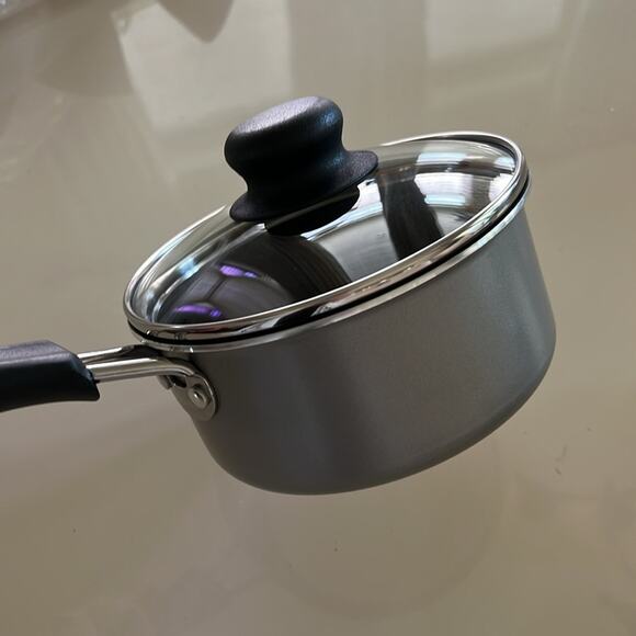 NEW Tramontina SimpleCooking Nonstick 1 Qt Sauce Pan with lid - Picture 2 of 7